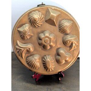 Large Antique French Hammered Copper Gelatin Food Mold With 103  Shapes  12.5